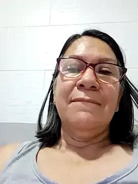 victoria_wayne on StripChat