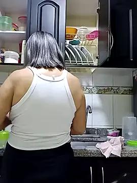 victoria_wayne on StripChat