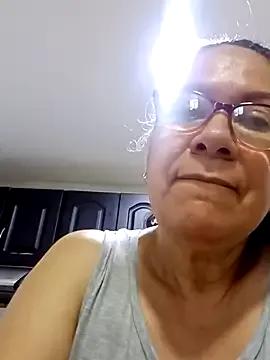 victoria_wayne on StripChat