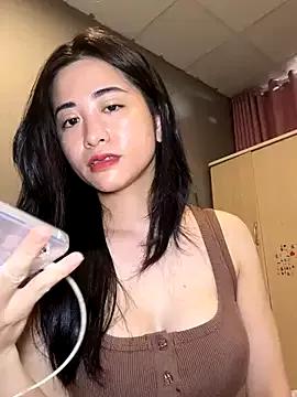 Freechat Voyerra_g on StripChat