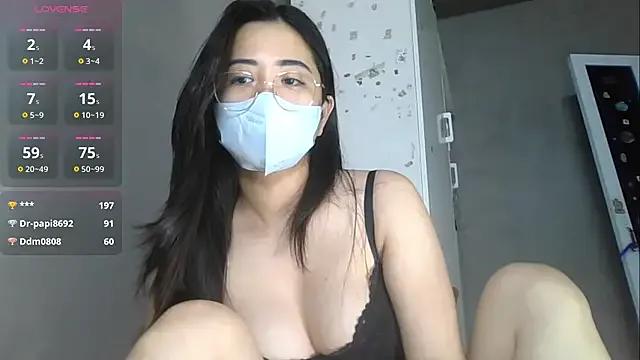 Freechat Voyerra_g on StripChat