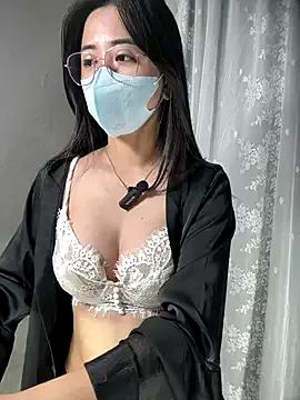 Freechat Voyerra_g on StripChat