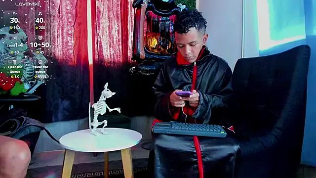 Freechat wild_best on StripChat