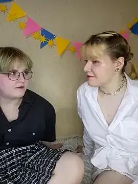 xrixsyx_and_ricky on StripChat 