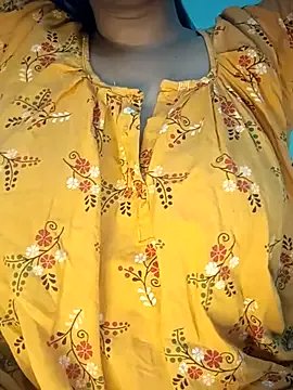 Freechat yoursexy_rumi on StripChat