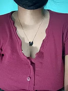 Freechat yoursexy_rumi on StripChat