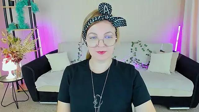 Private YourUniverser on StripChat