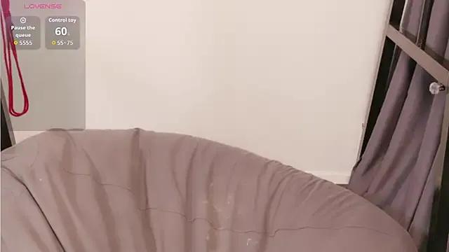 Freechat Yu_UwU_ on StripChat